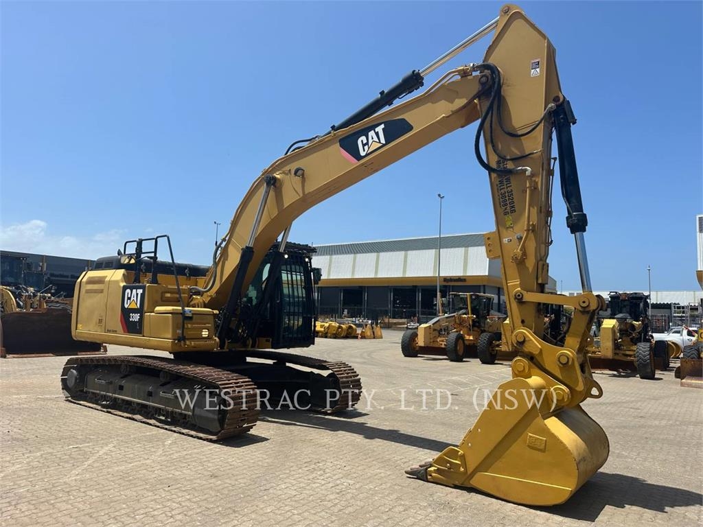 CAT 330F image 2
