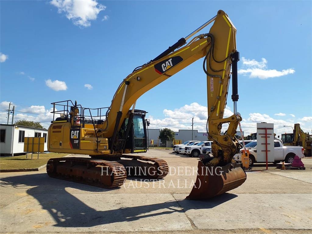 CAT 330FL image 2