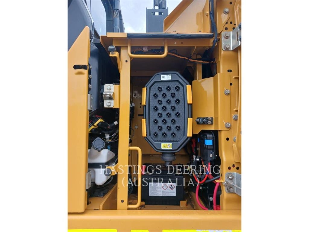 CAT 330-07 image 12