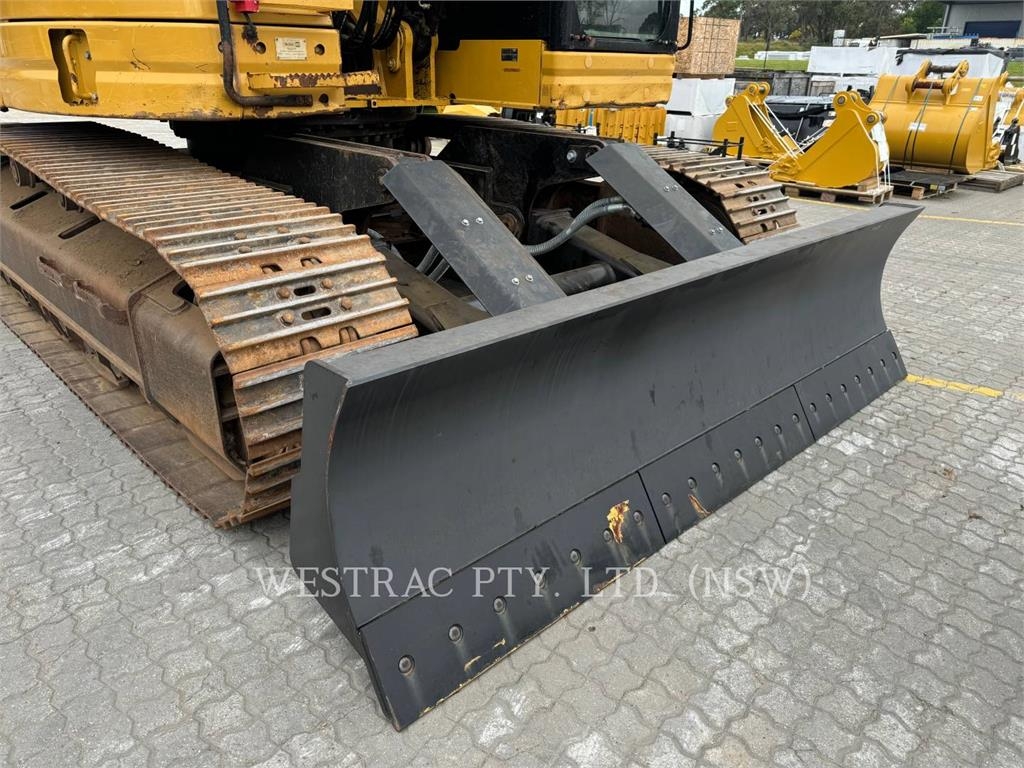 CAT 335FLCR image 12