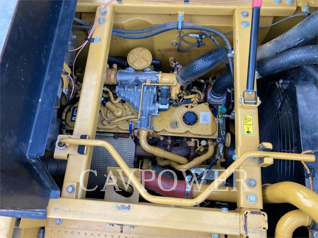 CAT 335FLCR image 7