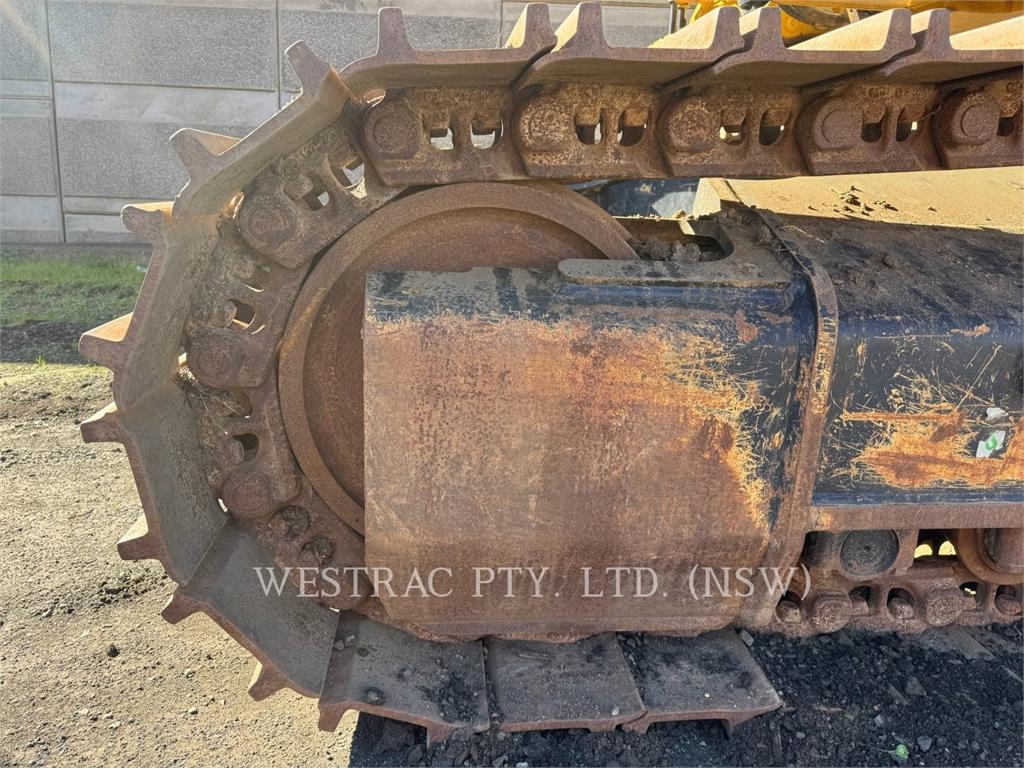 CAT 350 image 8