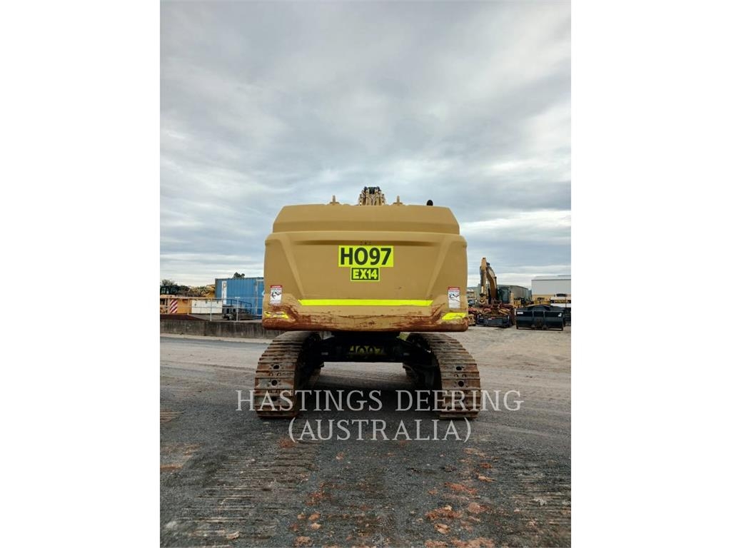 CAT 352-07 image 12