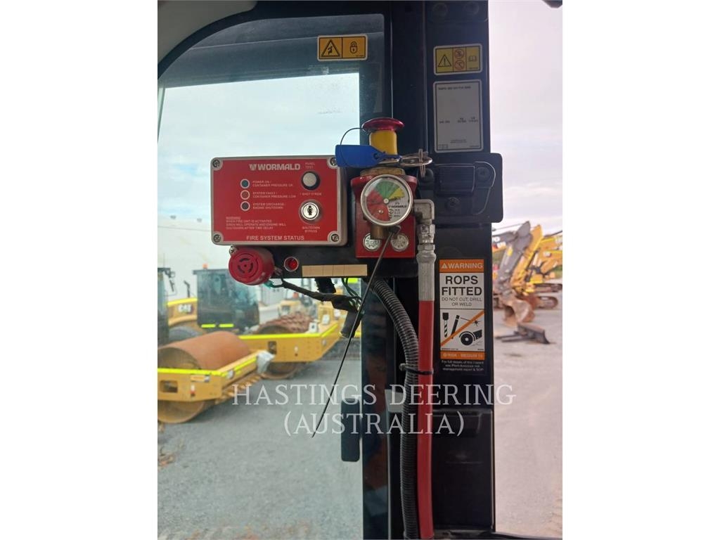 CAT 352-07 image 9