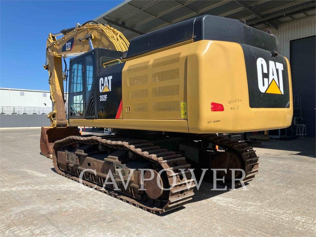 CAT 352F image 4