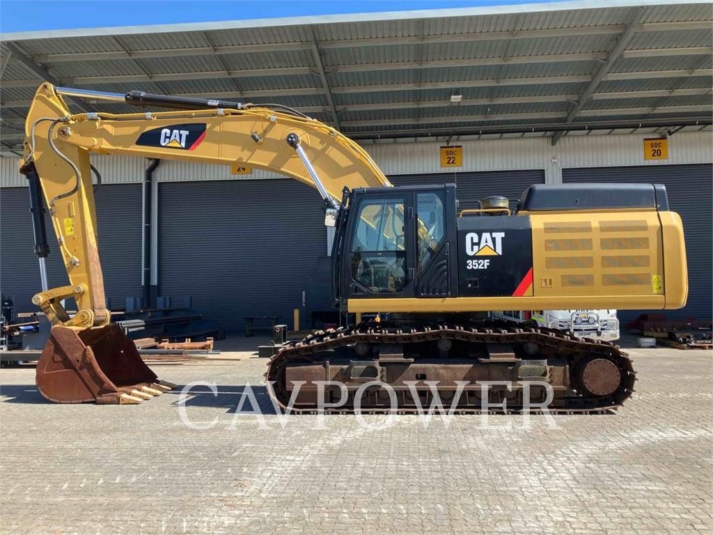 CAT 352F image 9