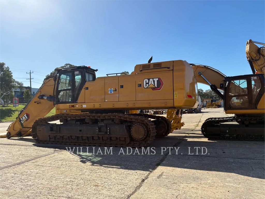 CAT 395 image 3