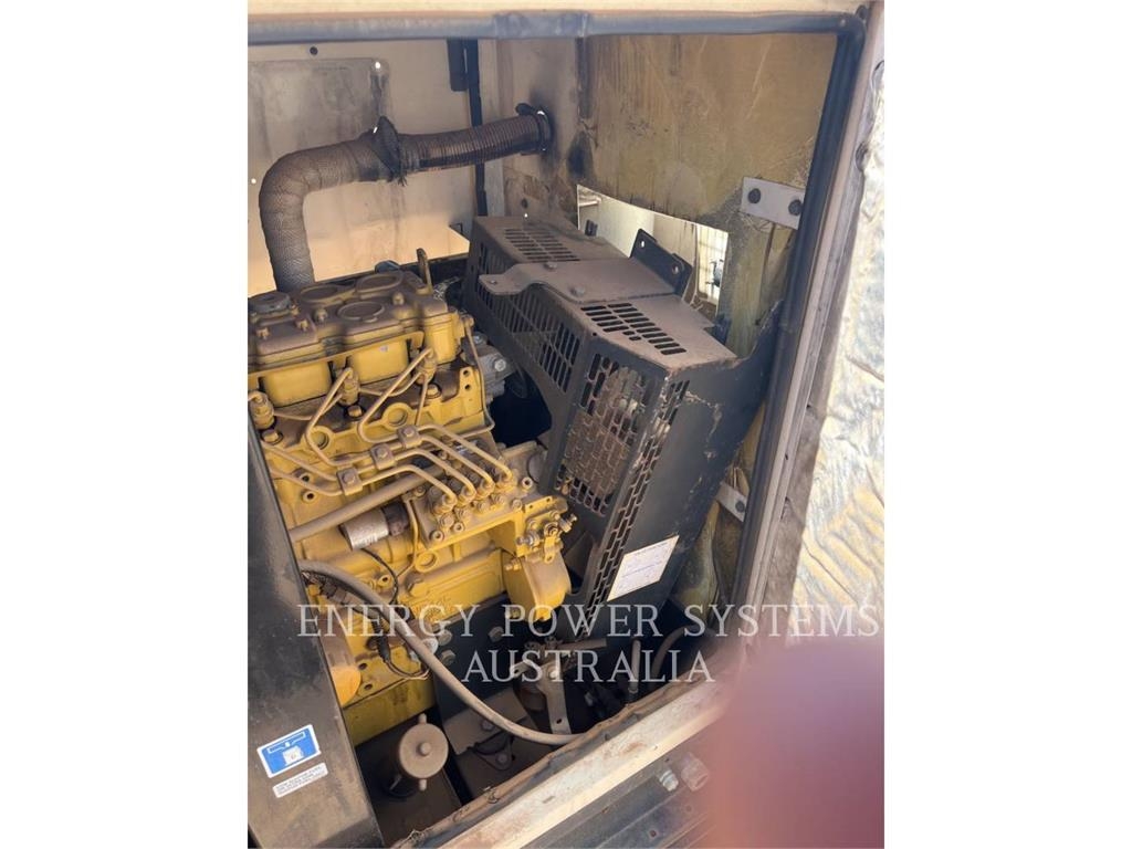CAT 404D image 6