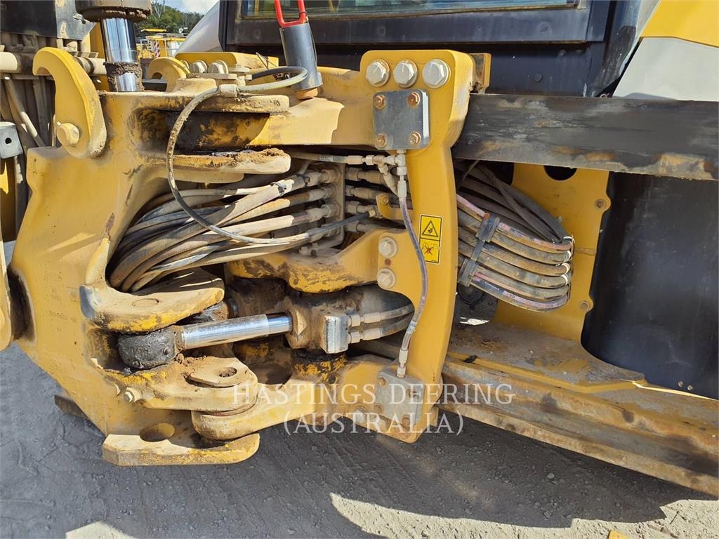 CAT 428F2LRC image 12