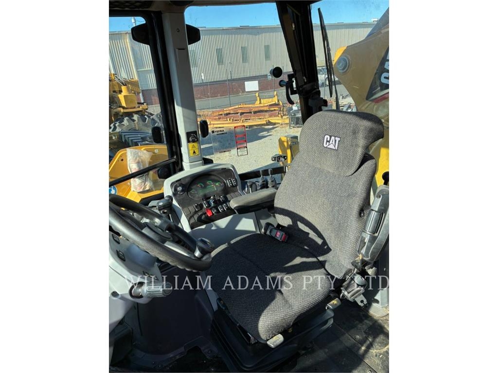 CAT 428F2 image 10