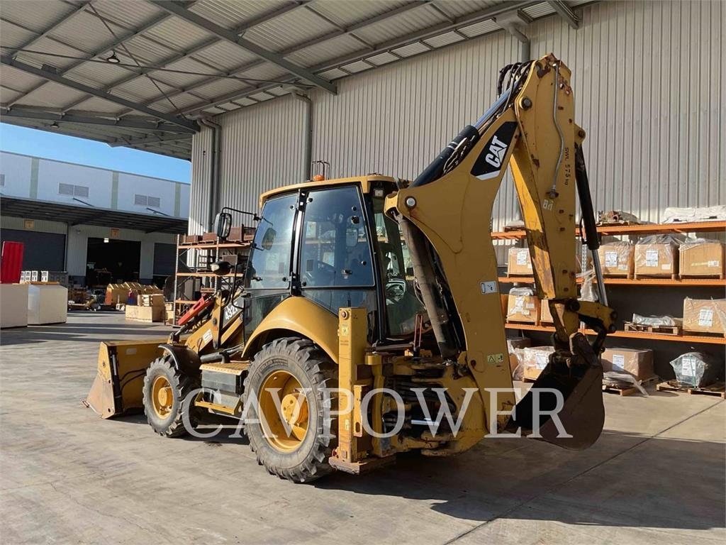 CAT 432F image 4