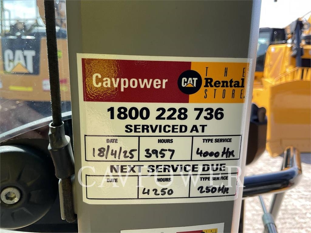 CAT 432F2LRC image 8