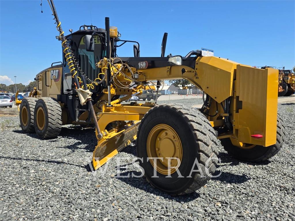 CAT 150-14AWD image 2