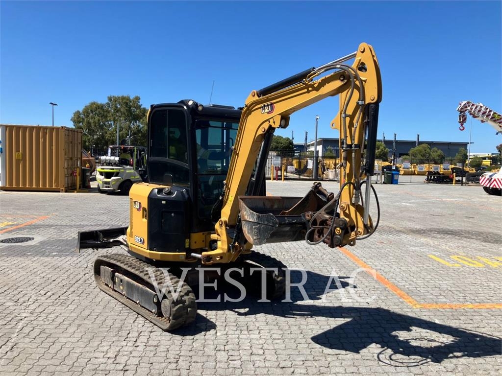 CAT 302.7-07CR image 2