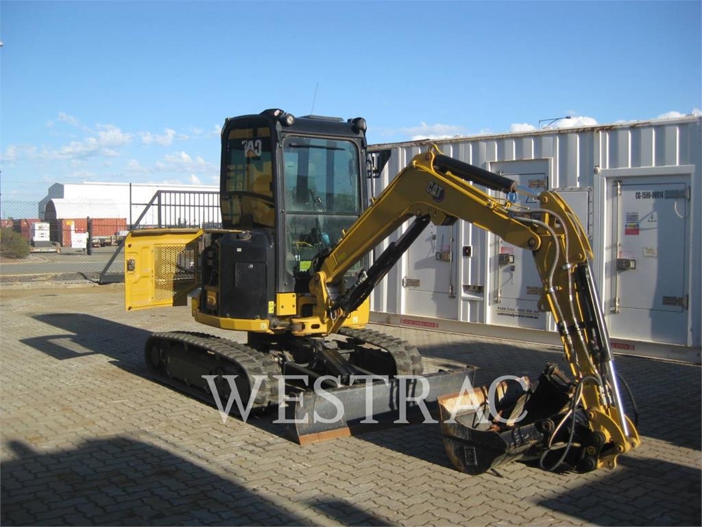 CAT 302.7-07CR image 3