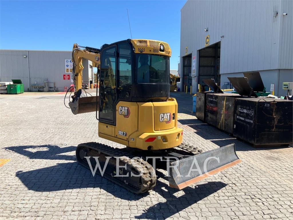 CAT 302.7-07CR image 4