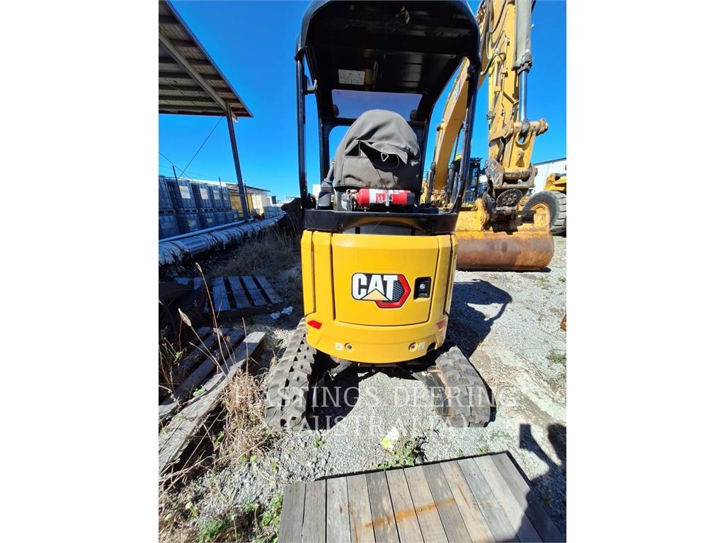 CAT 301.7-05CR image 10