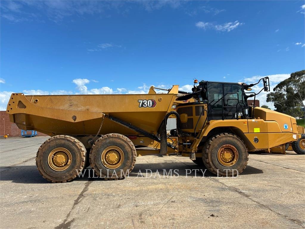 CAT 730 image 11