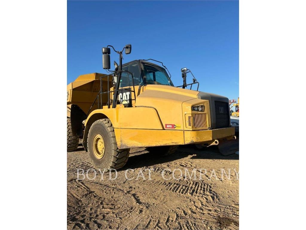 2017 CAT 735C For Sale - 344,444 USD | Cat Used