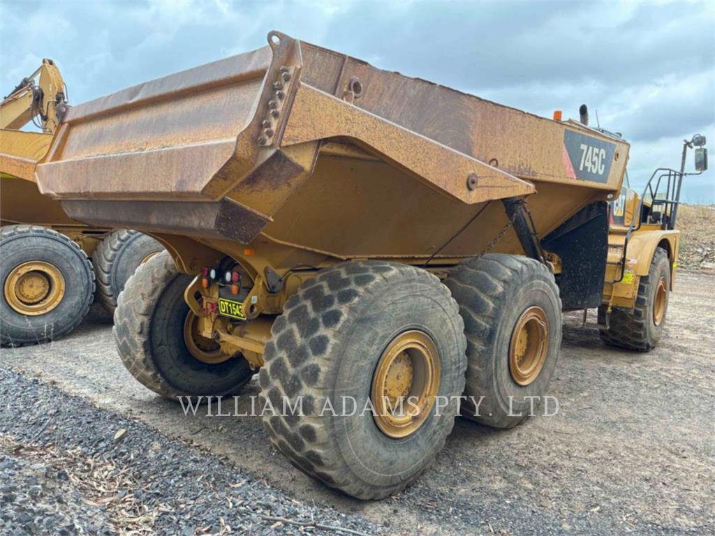 CAT 745C image 3