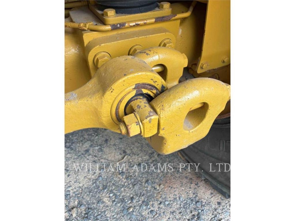 CAT 745C image 11