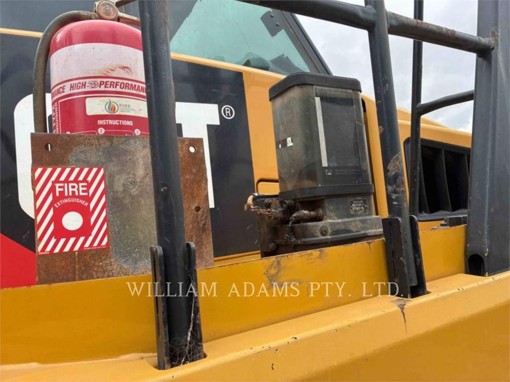 CAT 745C image 12