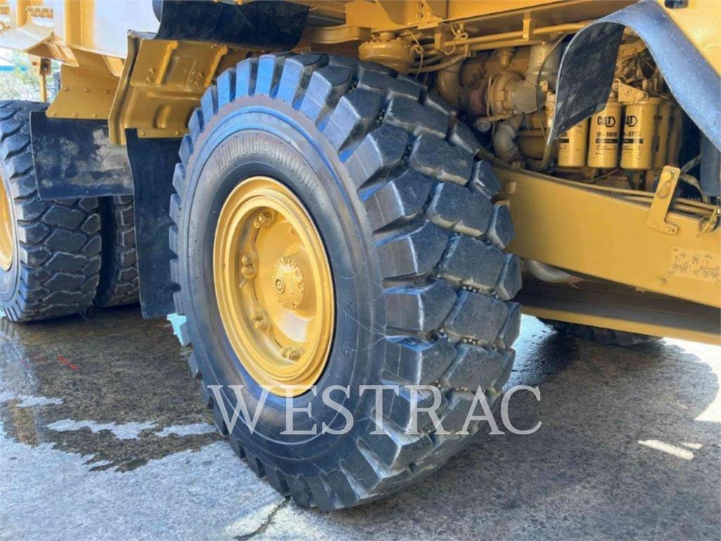 CAT 773GLRC image 12