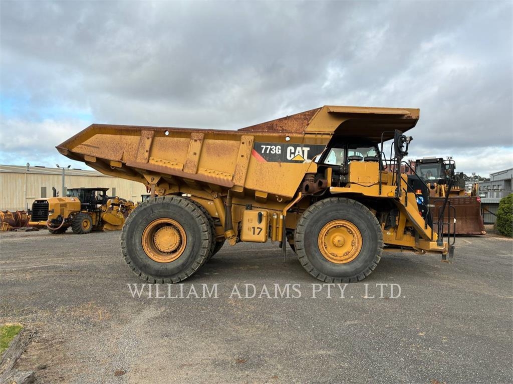 CAT 773G image 12