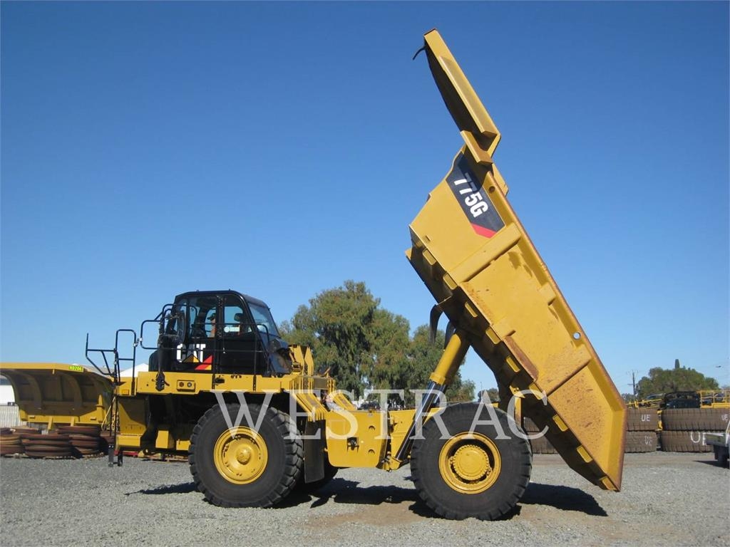CAT 775G image 11