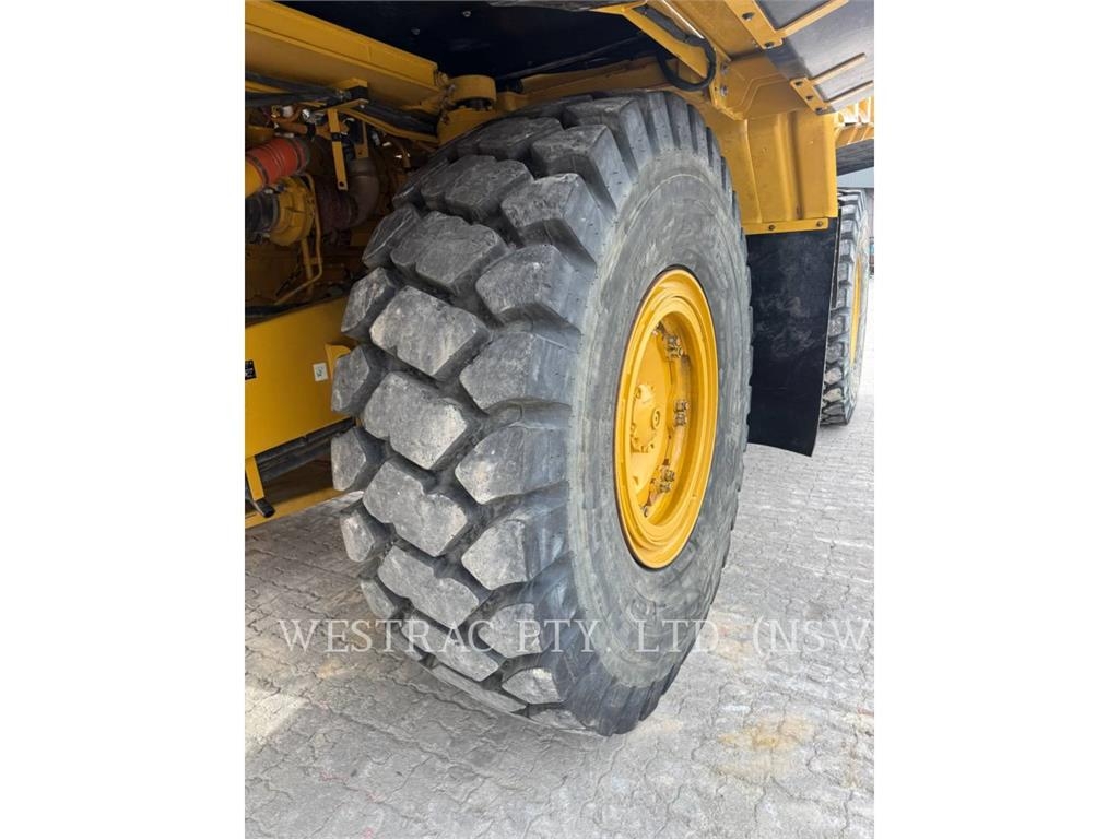 CAT 775G image 11