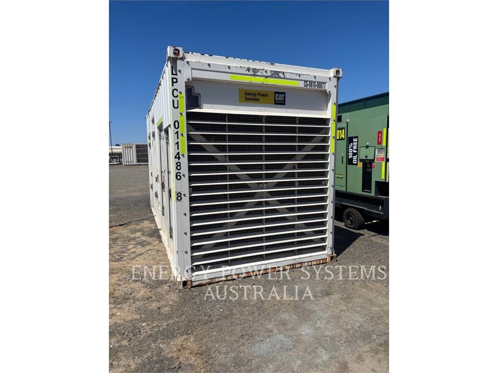 CAT 810KVA image 2