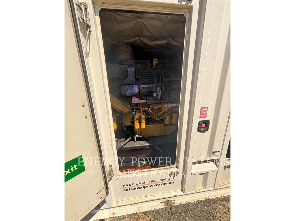 CAT 810KVA image 7