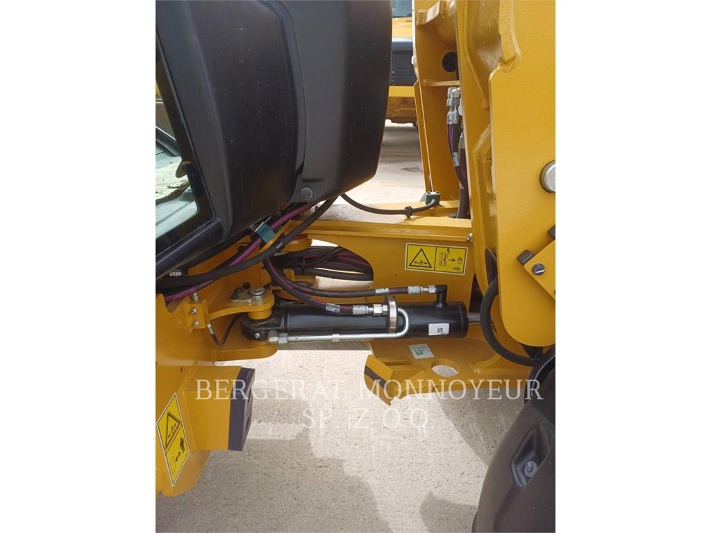 CAT 906m wheel loader スケールモデル 【新品未開封】 Cat 906 Compact Wheel Loader Electric Version