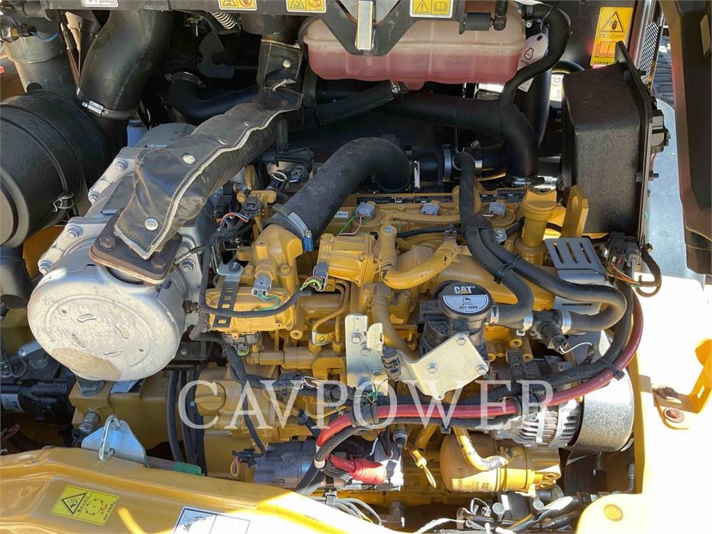 CAT 907M image 7