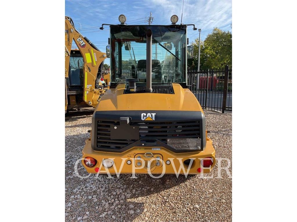 CAT 907M image 10