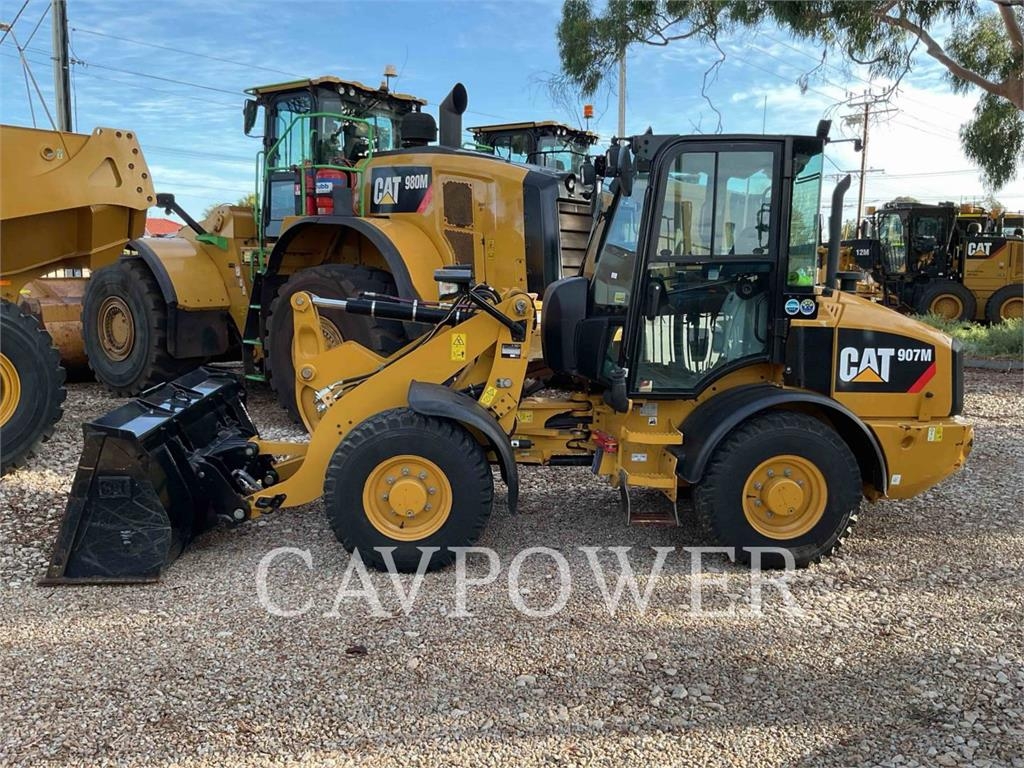 CAT 907M image 9