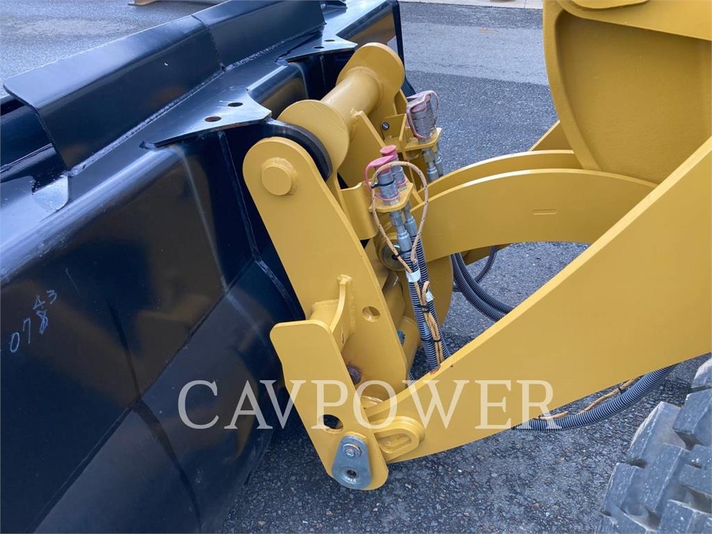 CAT 910-14 image 12