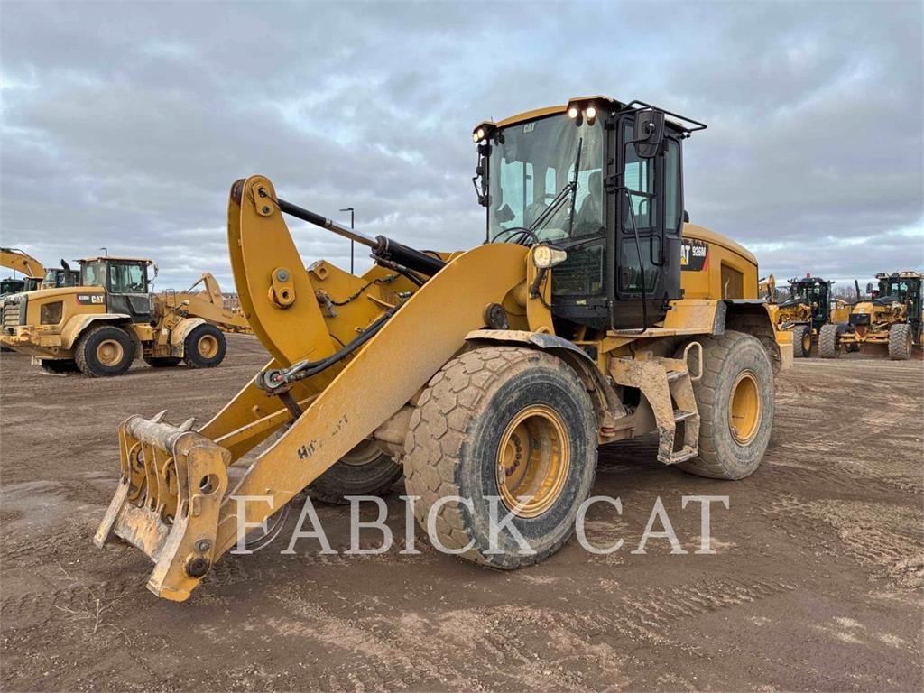 CAT 926M HL - 轮式装载机 - 建筑设备 - CATERPILLAR WORLDWIDE