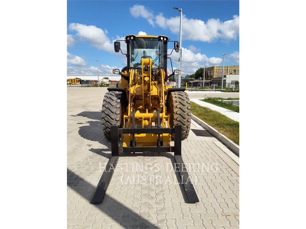 CAT 930K image 12