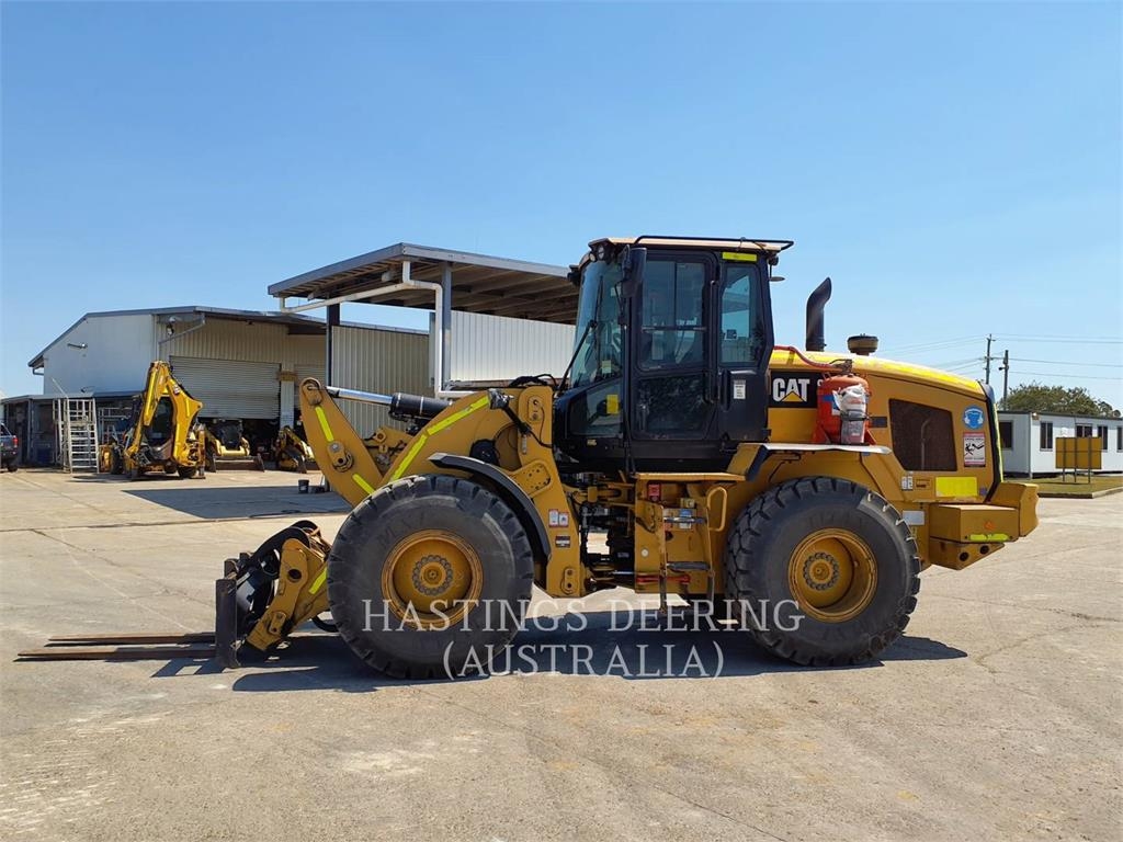 CAT 930K image 8