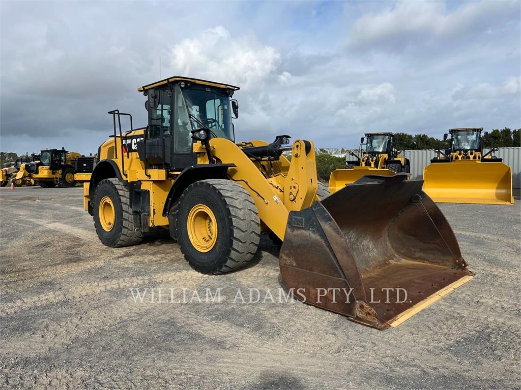 CAT 950M image 2
