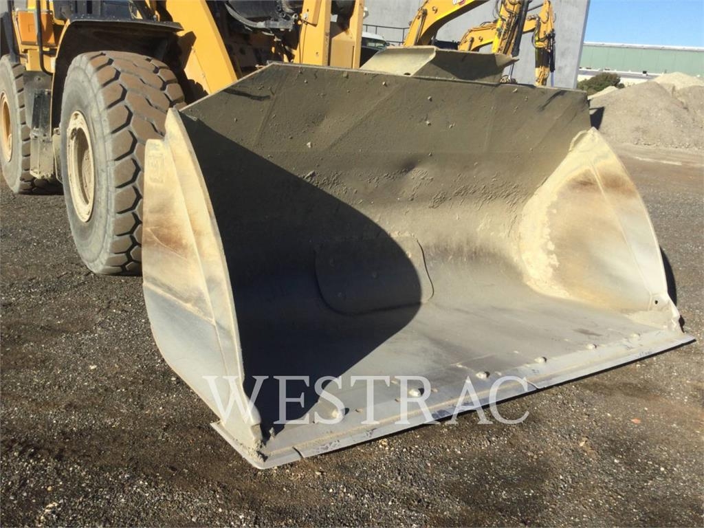 CAT 950 image 11