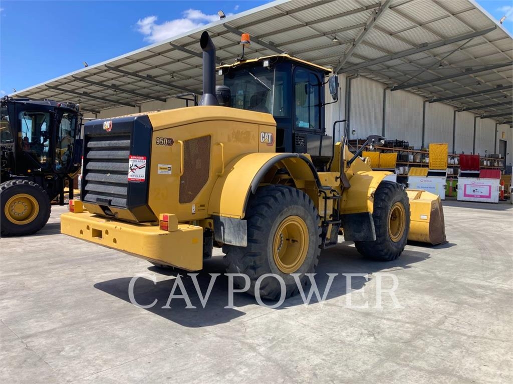 CAT 950GC image 3