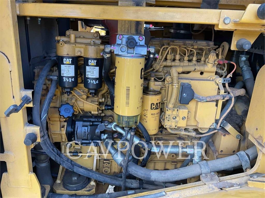 CAT 950GC image 7