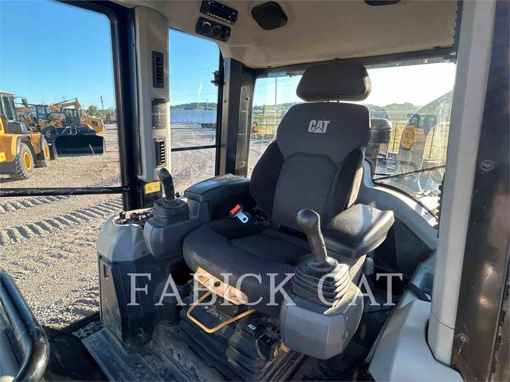 2022 CAT 953-12 For Sale - 269,000 USD | Cat Used