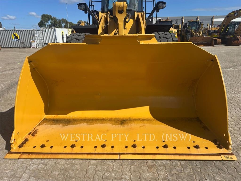 CAT 966 M XE image 12