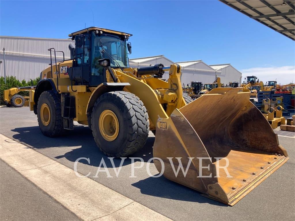 CAT 972M image 2