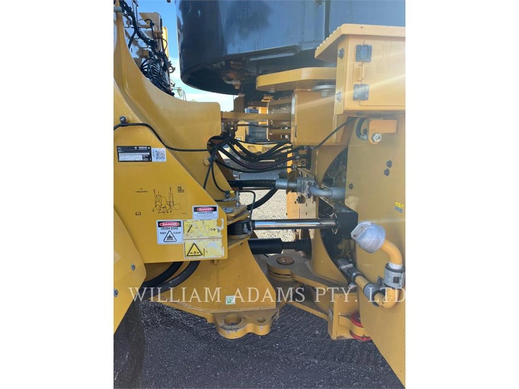 CAT 972M image 11