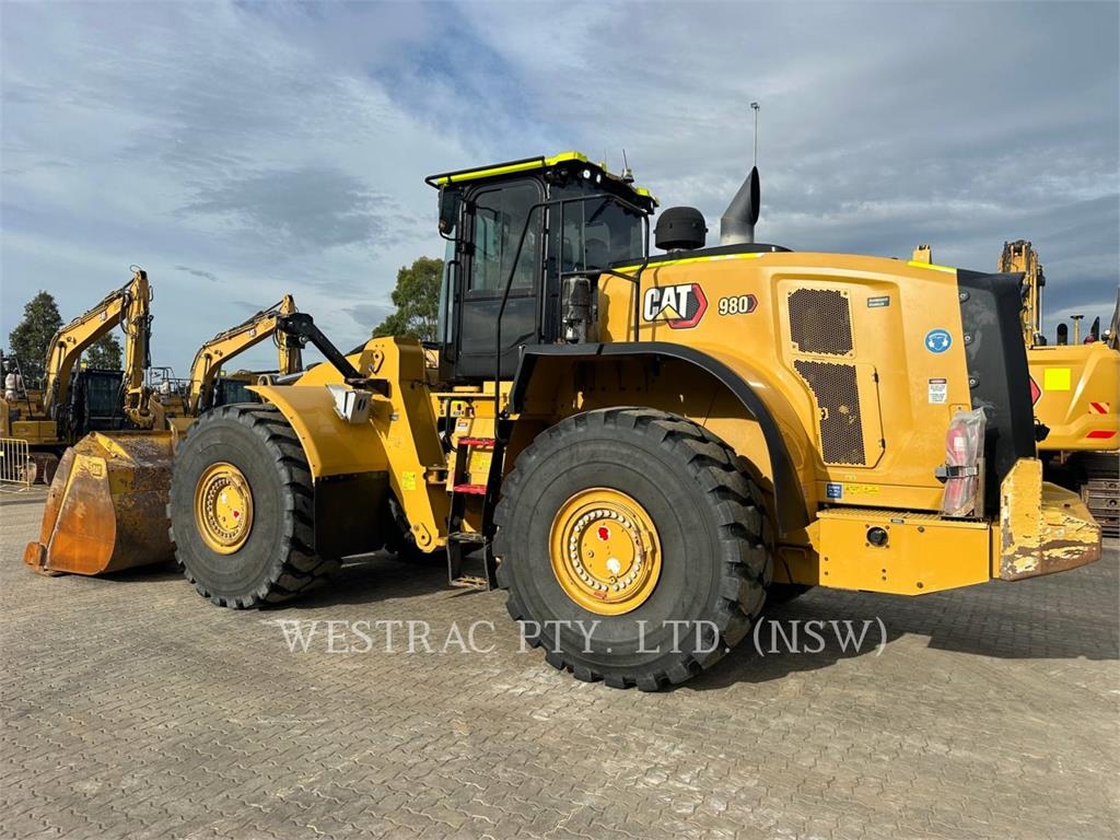 CAT 980 image 4