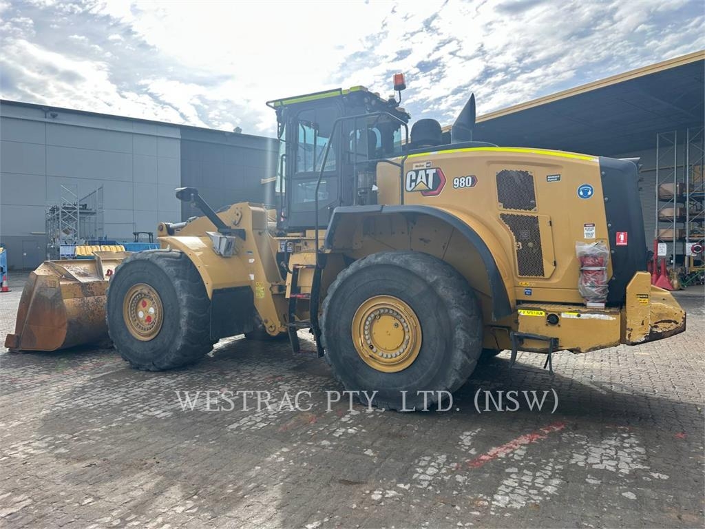 CAT 980 image 4
